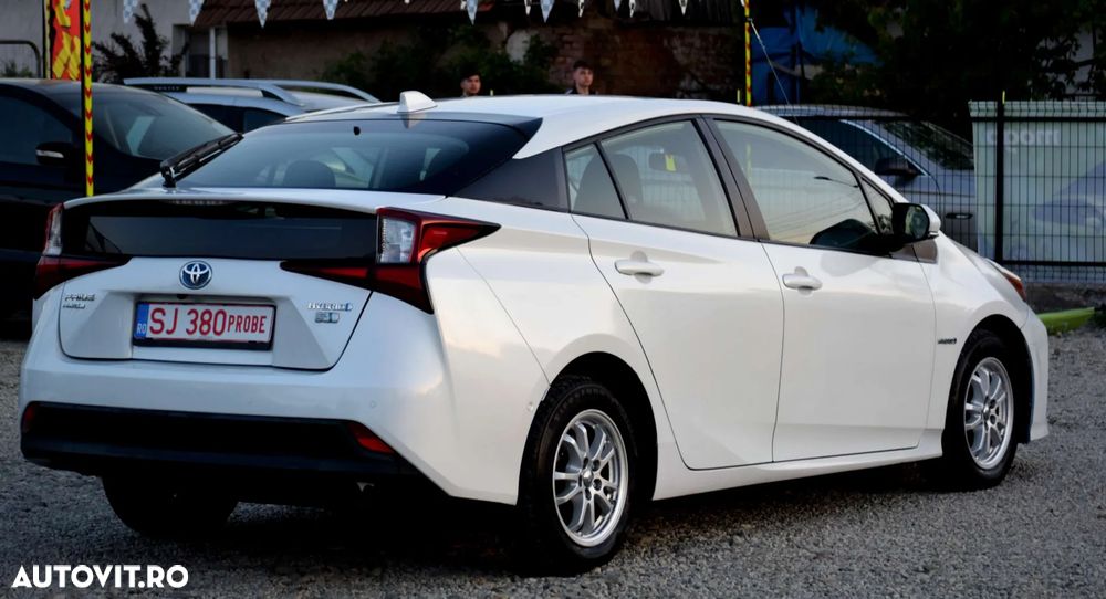 Toyota Prius - 13
