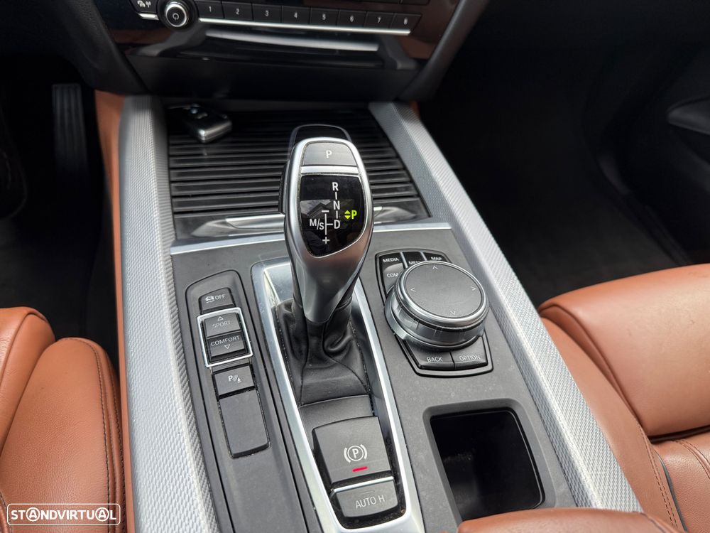 BMW X5 25 d sDrive Pack M - 20