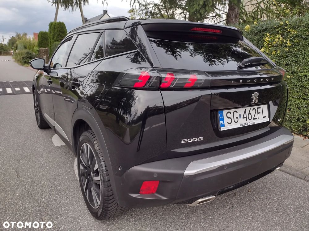 Peugeot 2008 PureTech 155 EAT8 GT Pack - 5