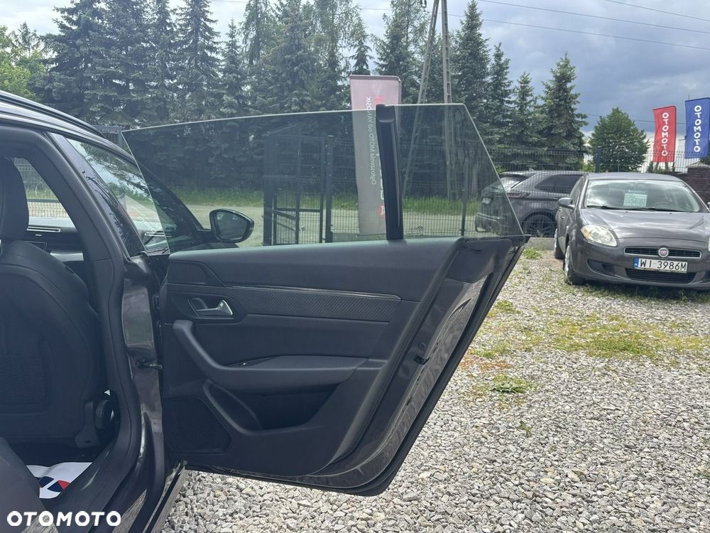 Peugeot 508 PureTech 130 Allure S&S EAT8 - 32