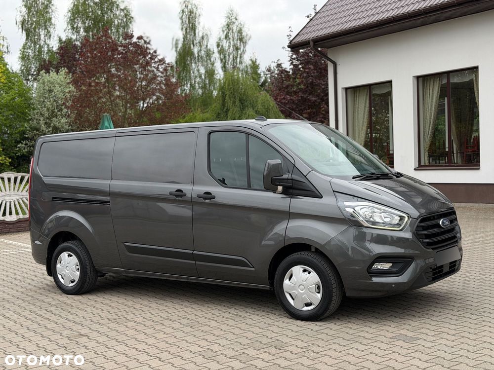 Ford TRANSIT CUSTOM - 13