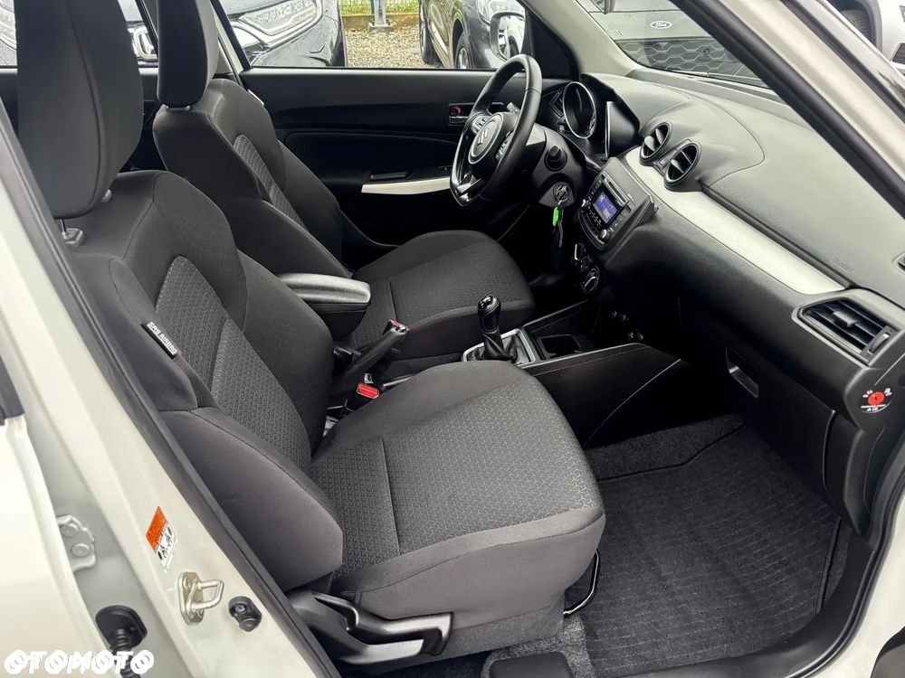Suzuki Swift - 15