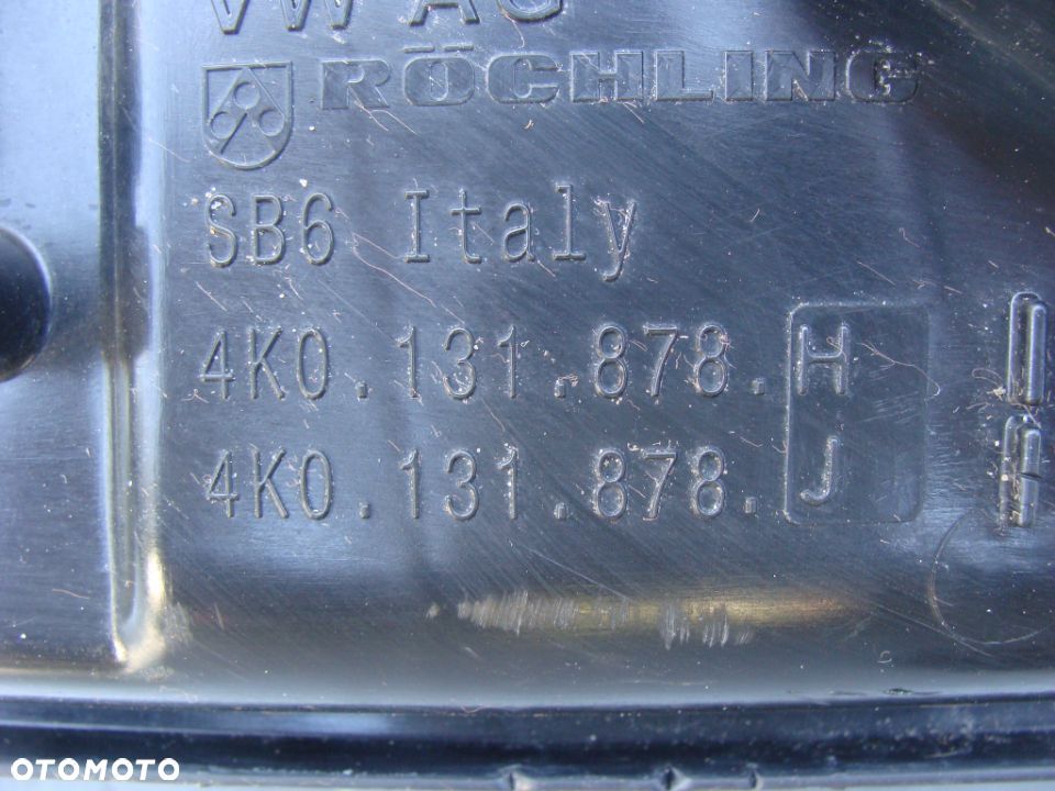 AUDI A6 C8 ZBIORNIK POMPA ADBLUE 4K0131878J - 3