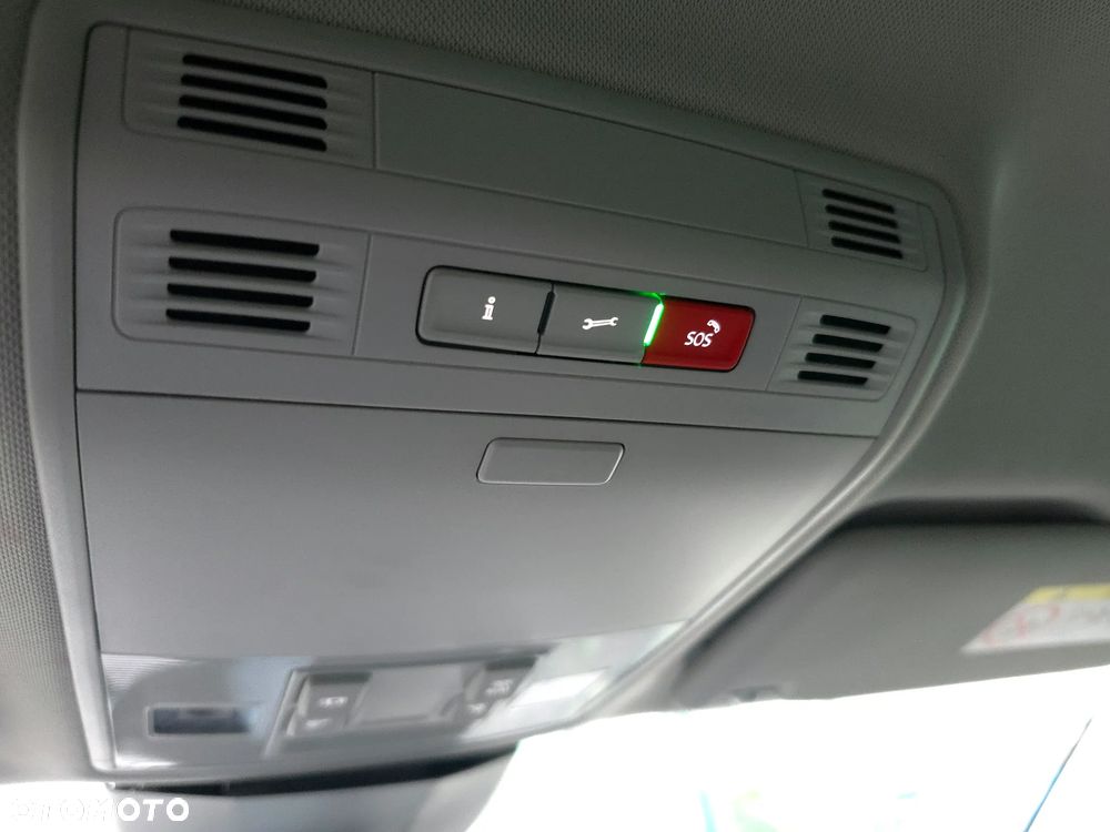 Skoda Superb 2.0 TDI SCR Ambition DSG - 41
