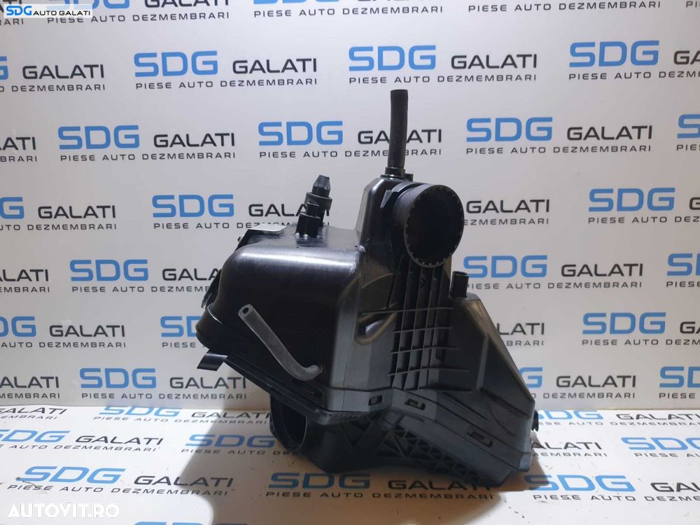 Corp Carcasa Filtru Aer Audi A5 2.0 TDI CAHA CAHB CAGA CAGB CMEA CDNB CDNC CAEB CAED 2008 - 2017 Cod 8R0133843C 8K0133837D - 2