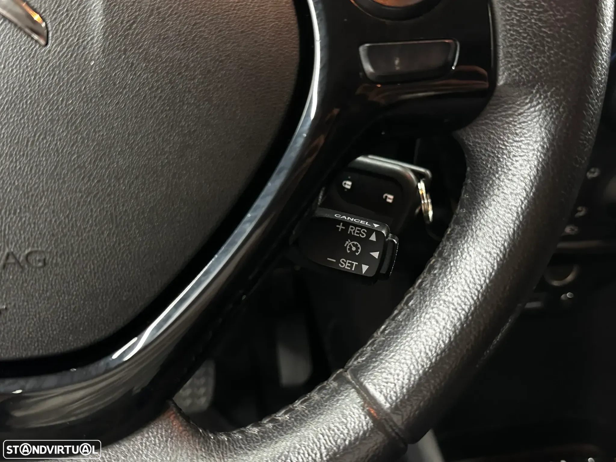 Citroën C1 1.0 VTi Shine - 22