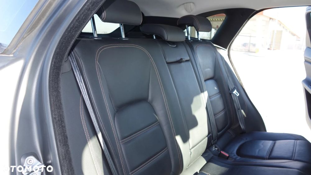 Jaguar F-Pace 2.0 i4D AWD Prestige - 18