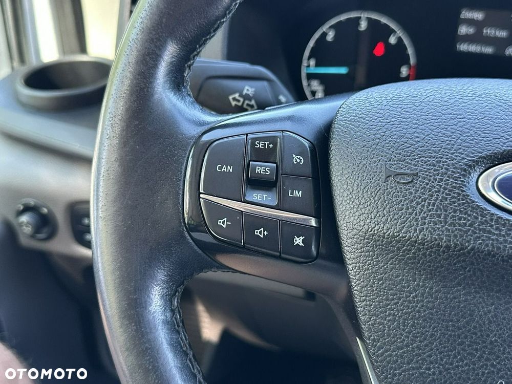 Ford Transit - 26