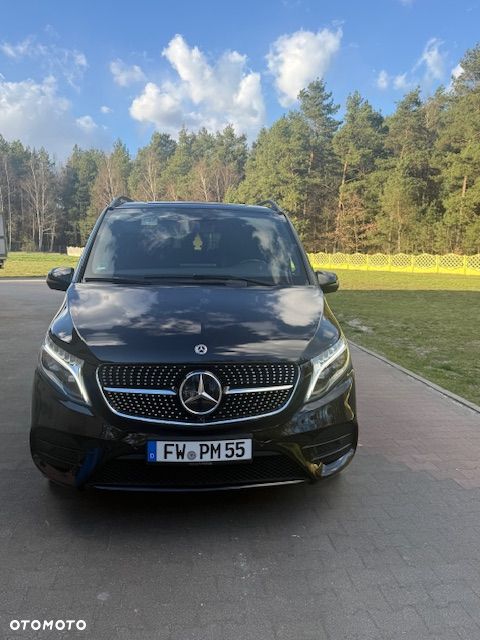 Mercedes-Benz Klasa V 300 d extralang 4Matic 9G-TRONIC Edition 2020 - 1