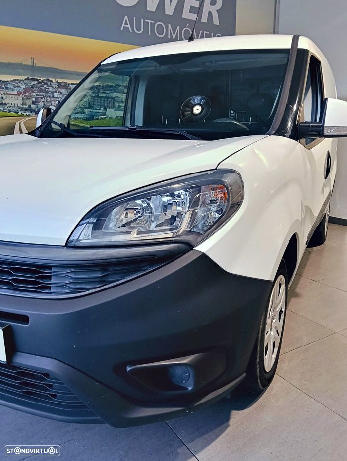 Fiat DOBLO CARGO1.3 MJ EASY 3Lugares - 11