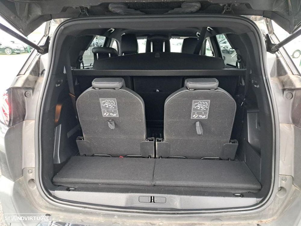Peugeot 5008 1.2 PureTech GT EAT8 - 10