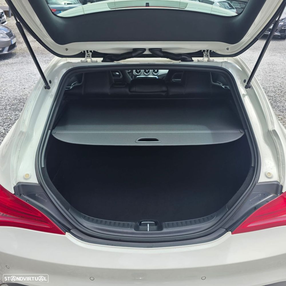 Mercedes-Benz CLA 220 - 31