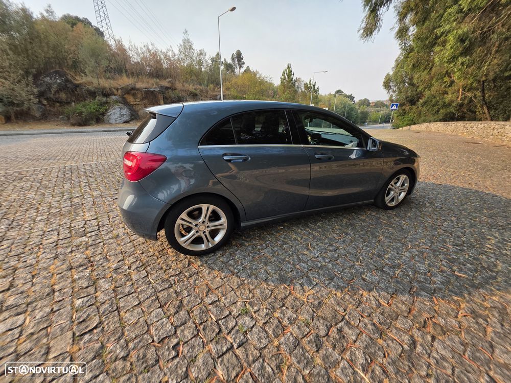Mercedes-Benz A 200 CDI (BlueEFFICIENCY) Urban - 4