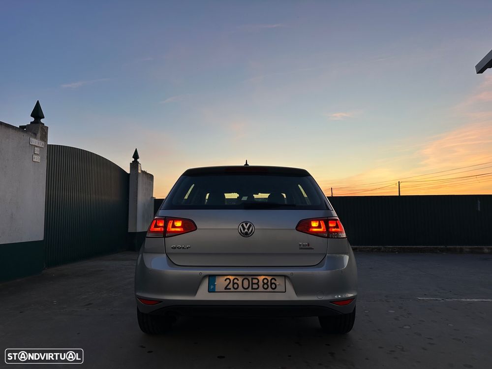 VW Golf 1.6 TDi Highline DSG - 9