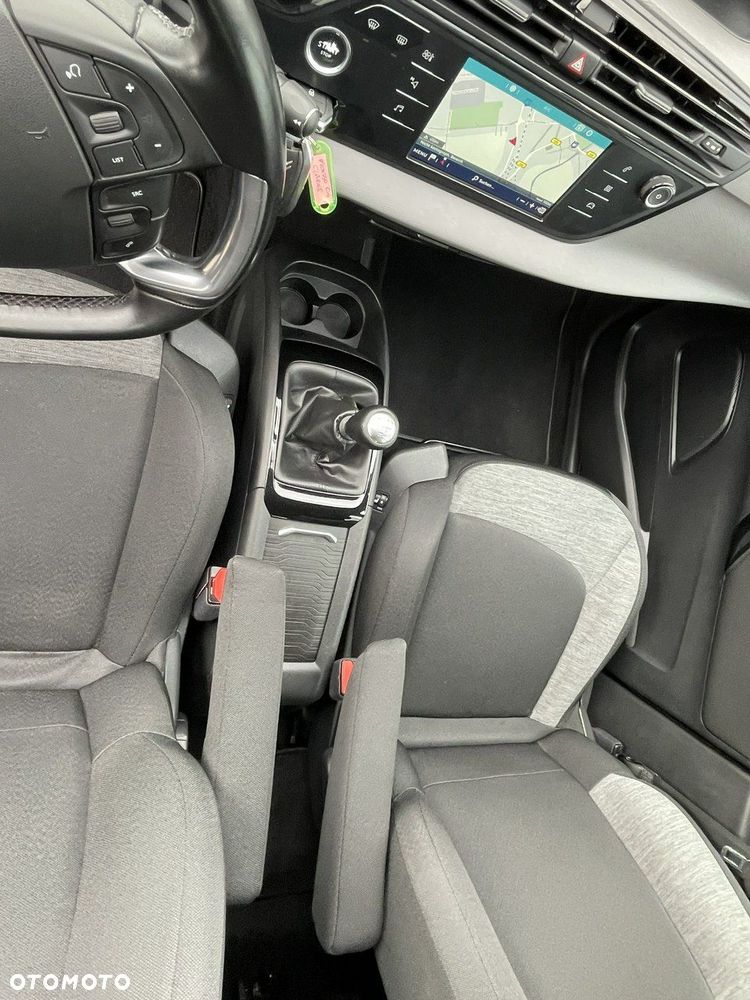 Citroën C4 Picasso 1.2 PureTech MoreLife - 19