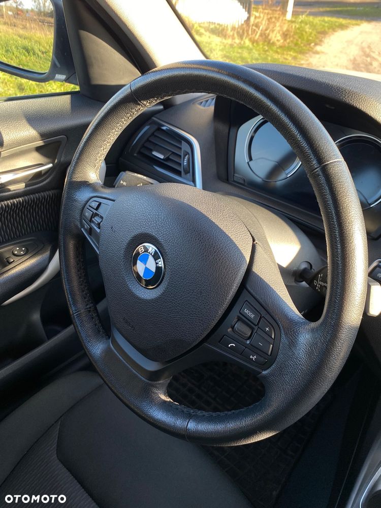 BMW Seria 1 118i - 10