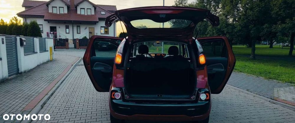Citroën C3 Picasso 1.6 HDi Exclusive Euro5 - 16