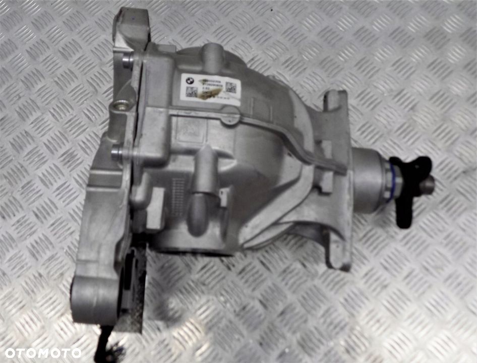 BMW G16 G15 G14 DYFER MOST TYLNY 8695523 2,93 - 2