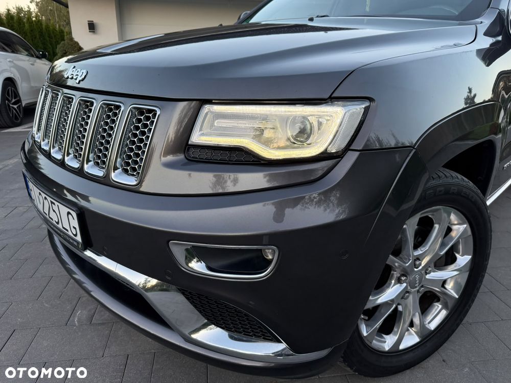 Jeep Grand Cherokee ver-3-0-crd-overland-summit-platinum - 3