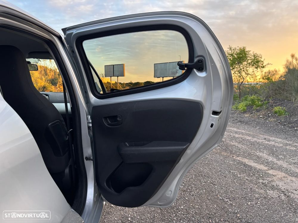 Peugeot 108 1.0 VTi Style ETG5 - 28