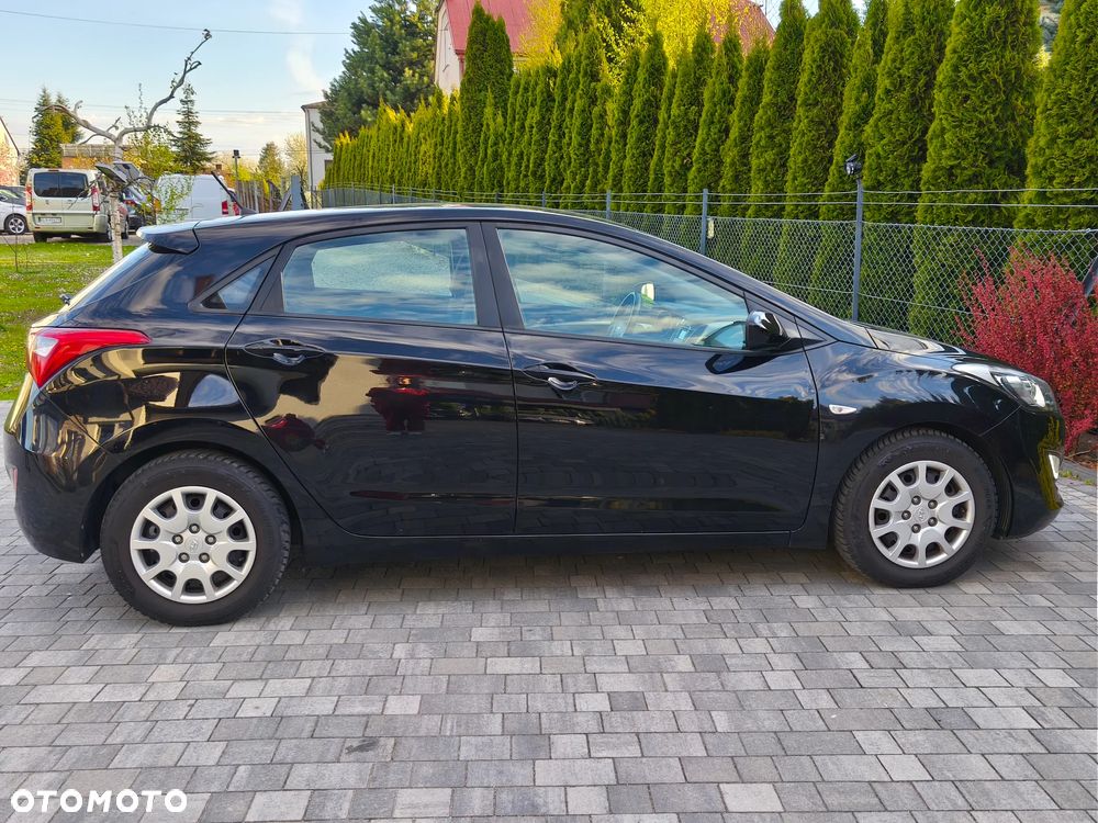 Hyundai i30 1.4 Style - 11