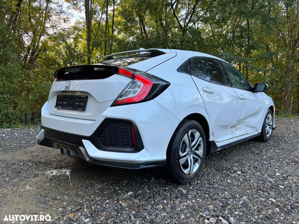 Honda Civic 1.5 VTEC Turbo Sport - 3
