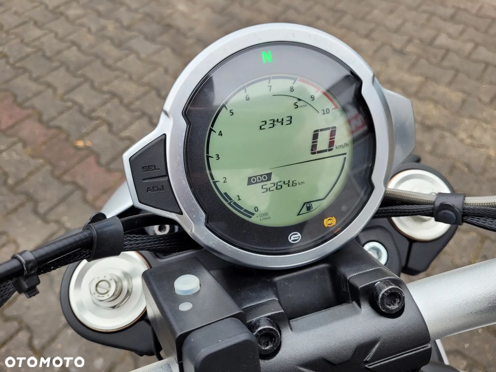 CFMoto 700CL-X Heritage - 23