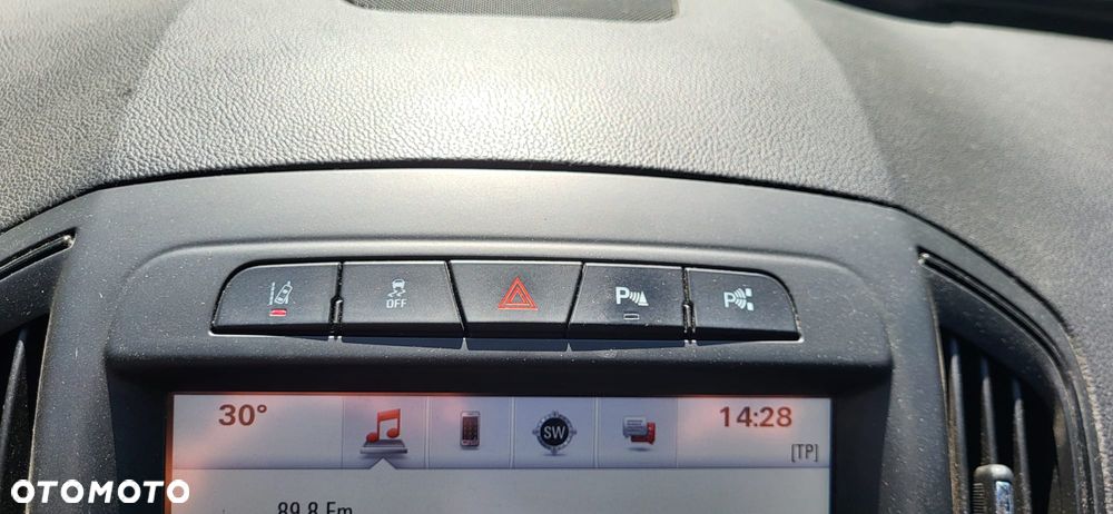 Opel Insignia 2.0 CDTI - 16