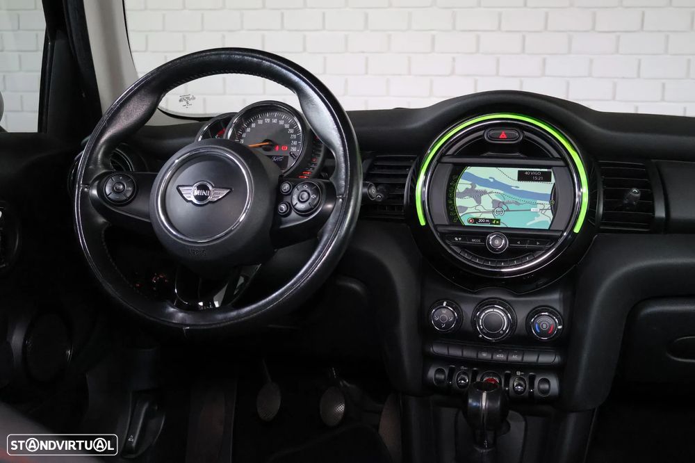 MINI 5 Portas One D - 13