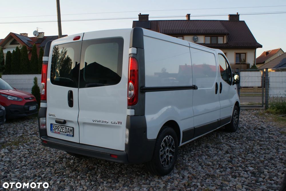 Opel Vivaro - 4