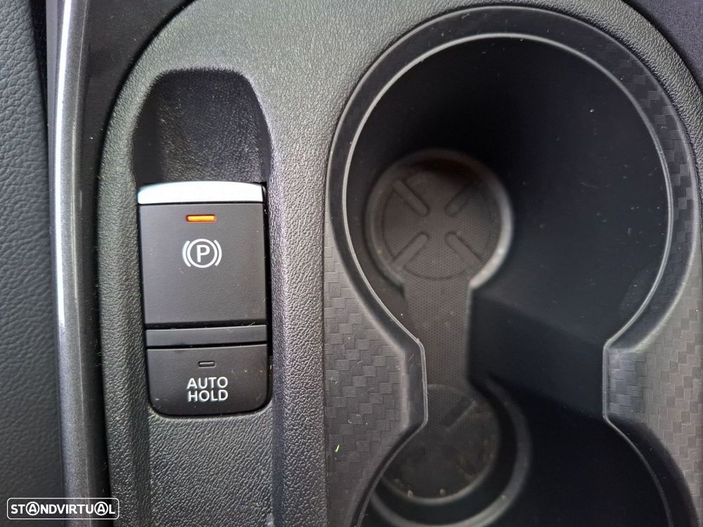 Nissan Juke 1.0 DIG-T N-Connecta NAV.+TwoTone NC — fotografia 23