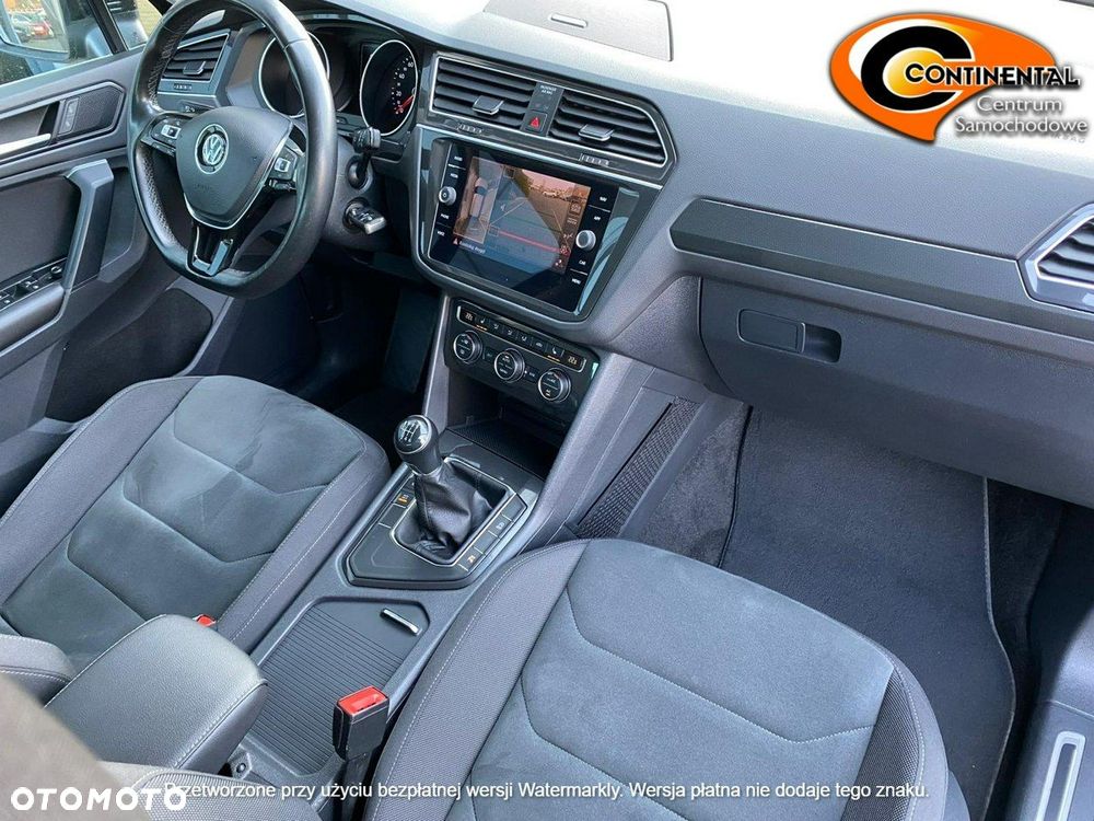 Volkswagen Tiguan - 11