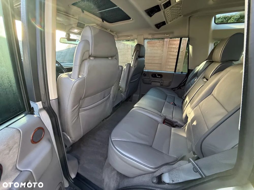 Land Rover Discovery - 36