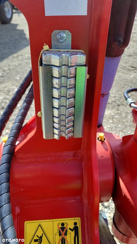 Gregoire Besson Rover 40 3+1 - 6