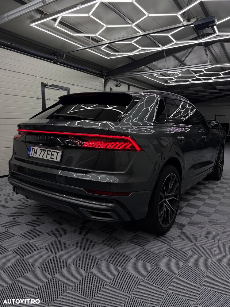 AUDI Q8 2018 — imagine 8