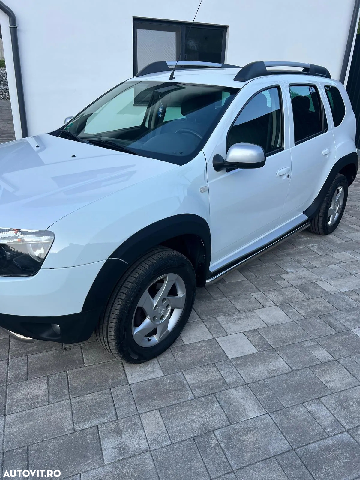 Dacia Duster 1.5 dCi 4x4 Laureate - 2