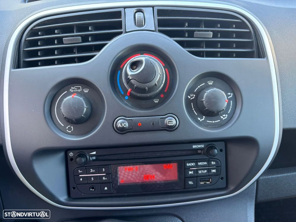 Renault KANGOO SISTEMA DE FRIO -5º - FRIO PARQUE - IVA DEDUTÍVEL - 30