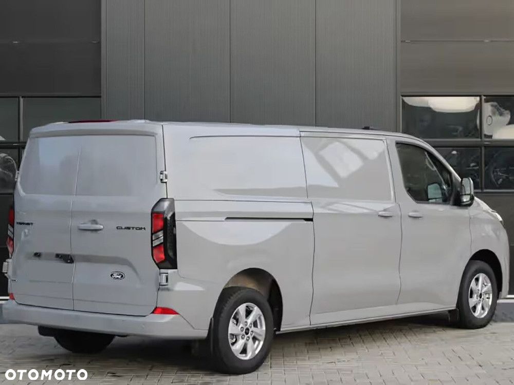Ford transit-custom FORD TRANSIT CUSTOM VAN TREND L2 2.5 PHEV 232KM CVT FWD - 5