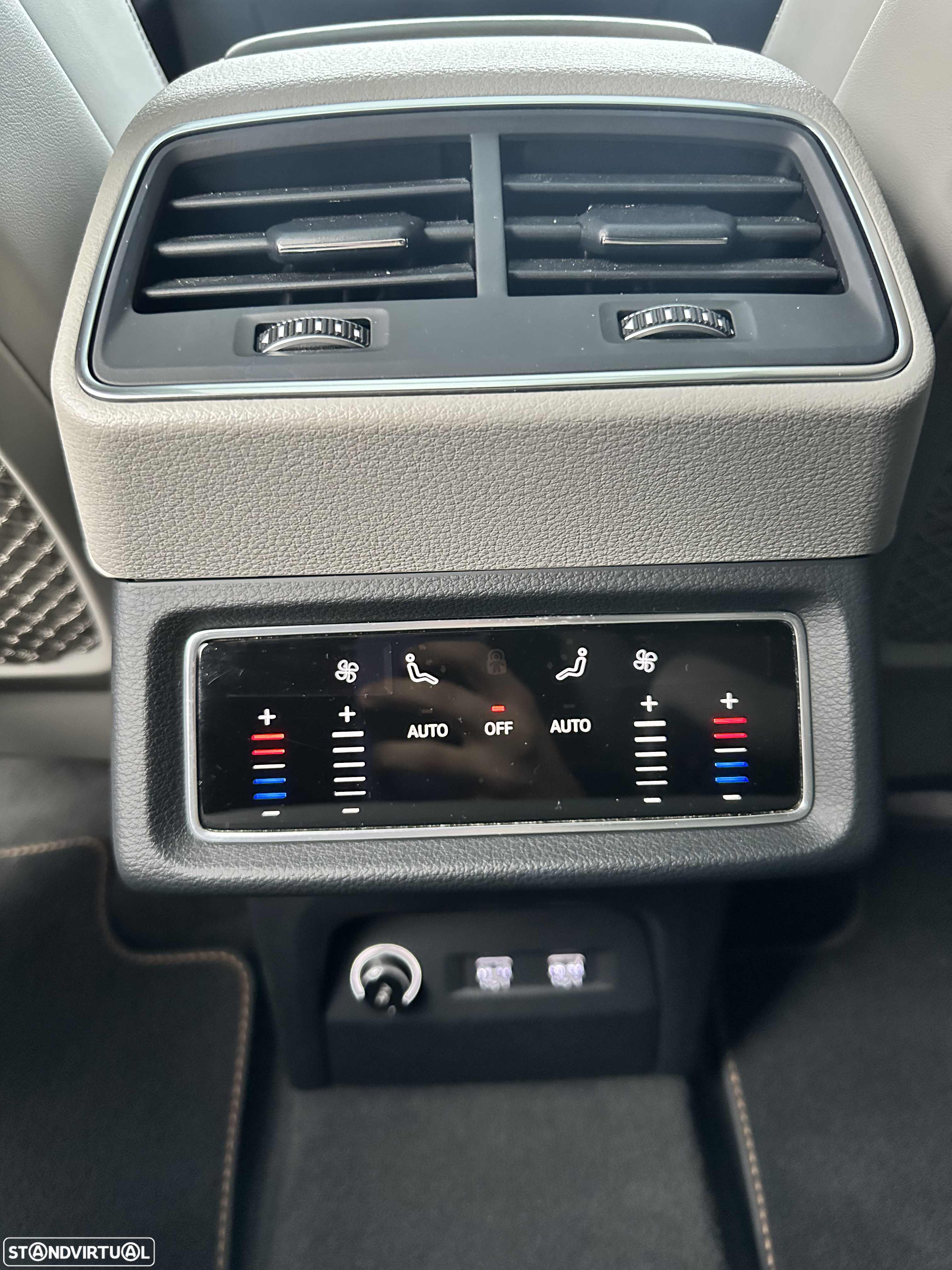 Audi e-tron 55 quattro S line - 40