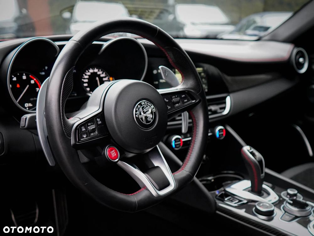 Alfa Romeo Giulia 2.0 Turbo Veloce Q4 - 14