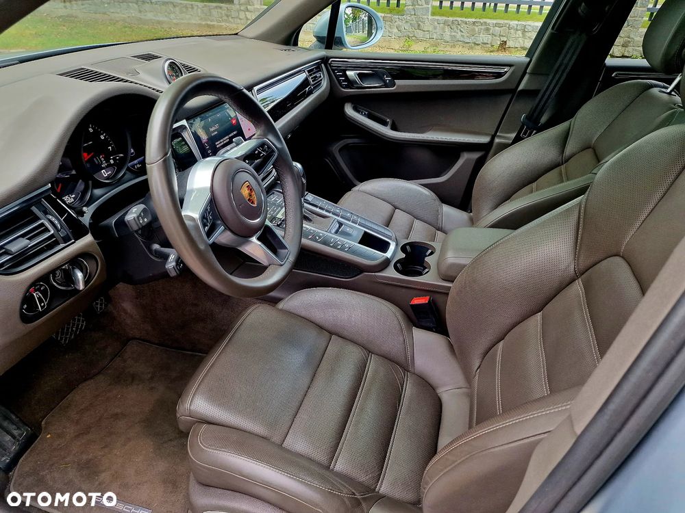 Porsche Macan - 17