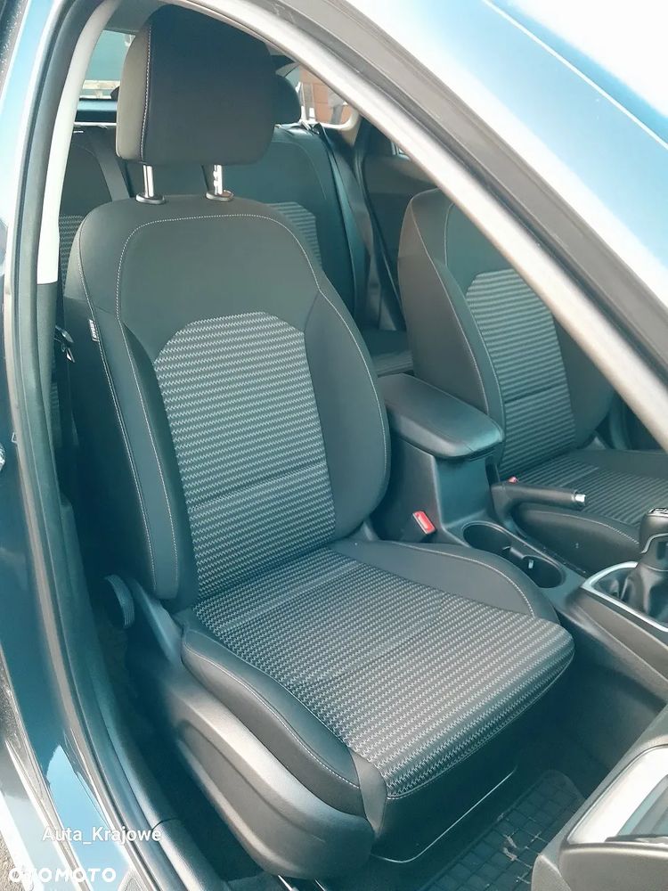 Kia Ceed 1.5 T-GDI M - 26