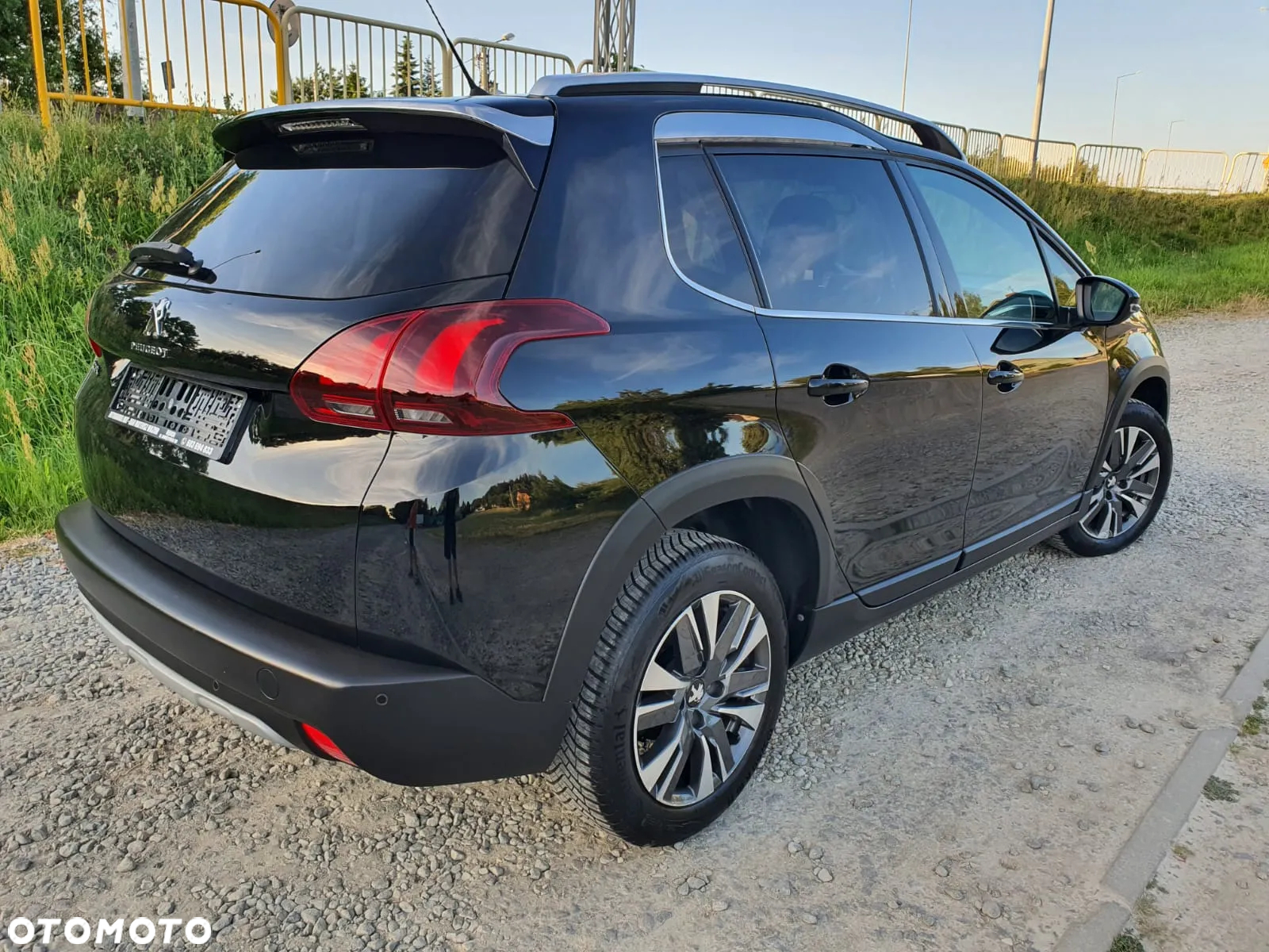 Peugeot 2008 PureTech 110 Stop&Start EAT6 Crossway - 9