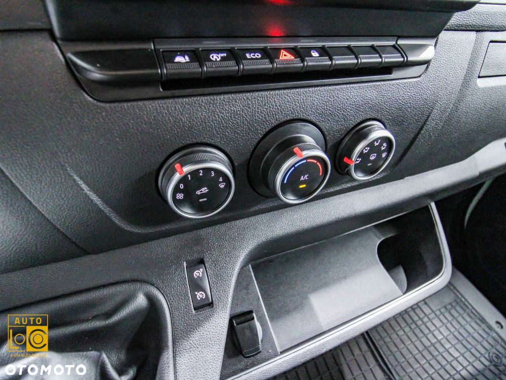 Renault MASTER FURGON BLASZAK - 20