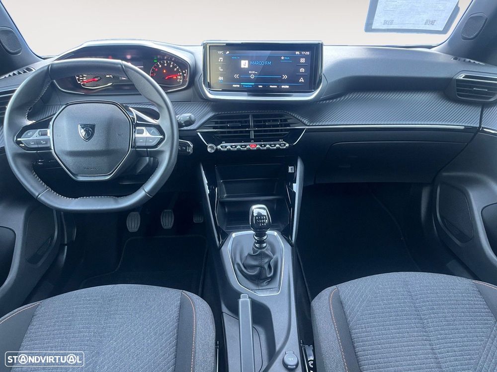 Peugeot 2008 1.2 PureTech Style - 11