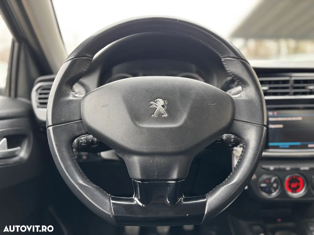 Peugeot 301 1.5 BlueHDI FAP Allure - 15