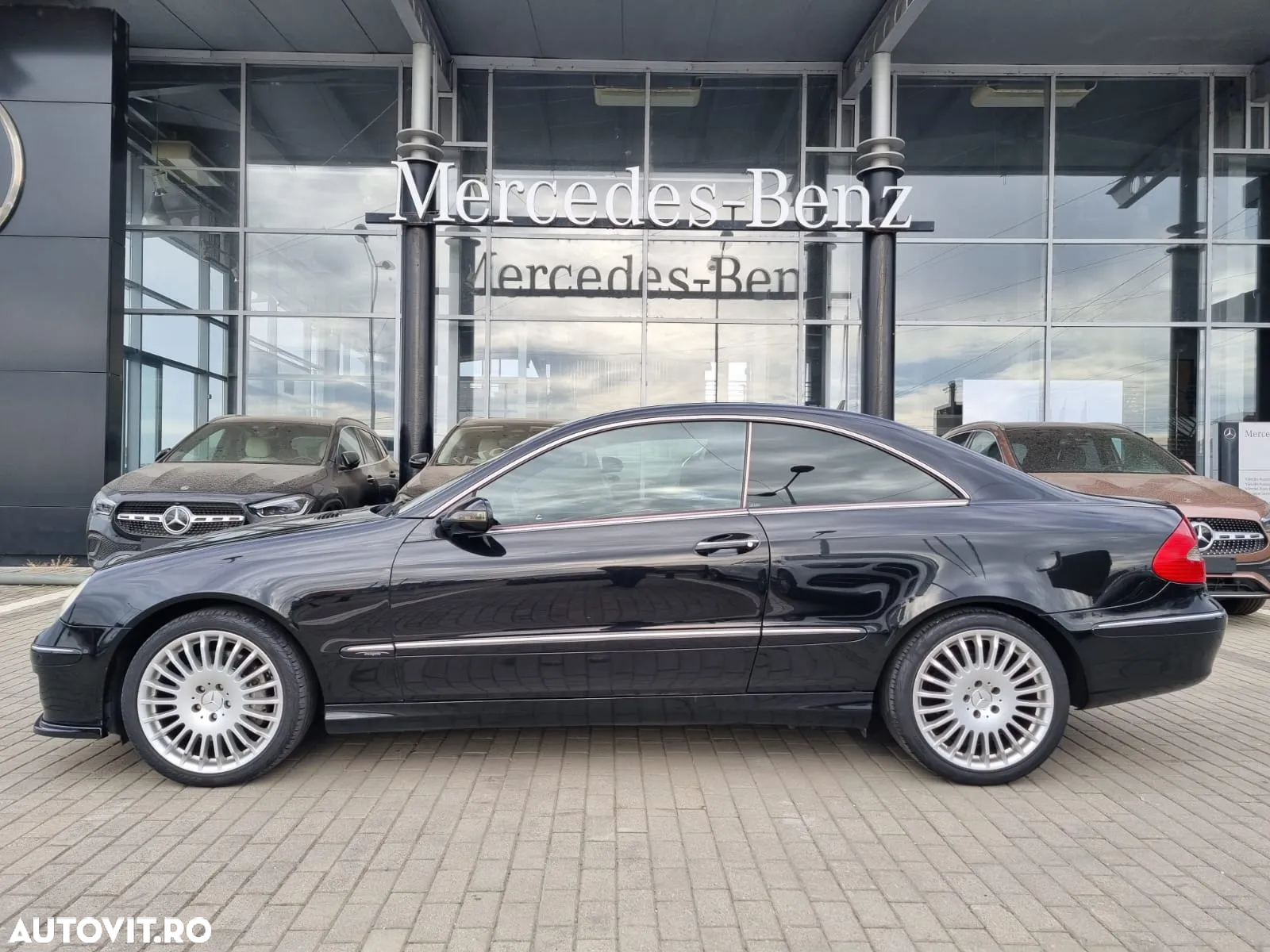 Mercedes-Benz CLK Coupe 200 Kompressor Avantgarde - 2