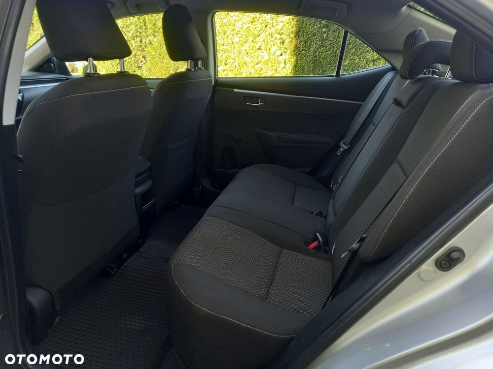 Toyota Corolla 1.6 Valvematic Edition - 24