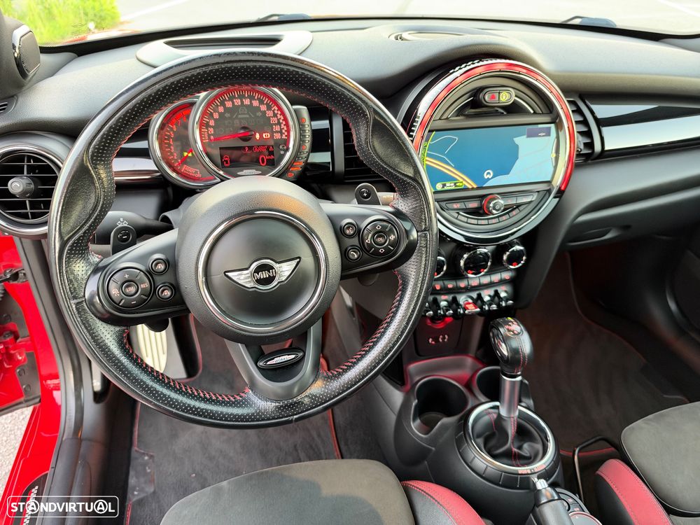 MINI 3 Portas John Cooper Works Auto Desportiva - 9