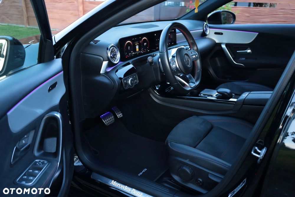 Mercedes-Benz Klasa A 200 AMG Line 7G-DCT - 15